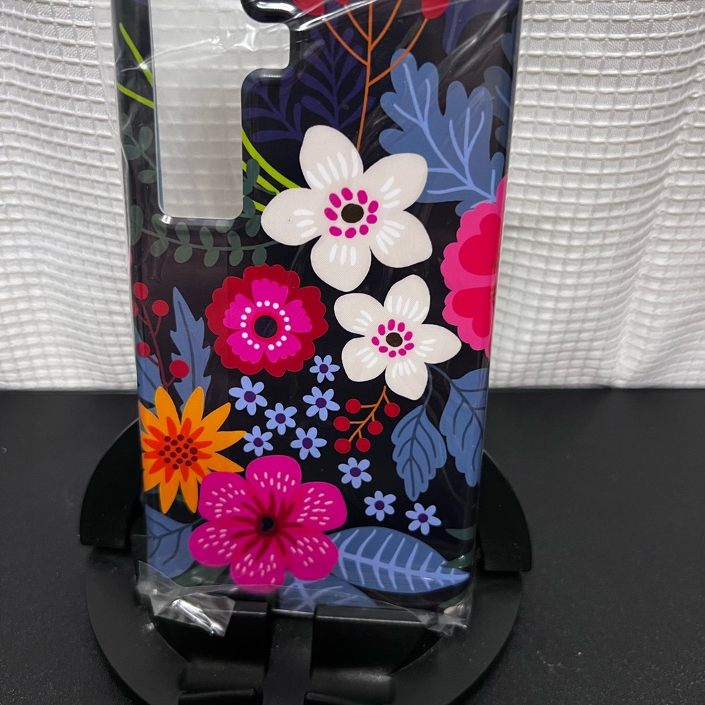 Black Floral Hard Shell Phone Case